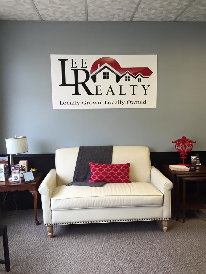 Contact Lee Realty